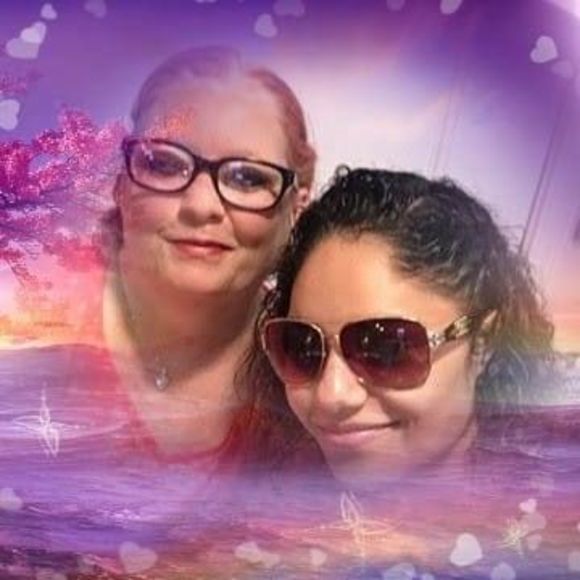 Meet your Posher, Anna - Picture 1 of 1